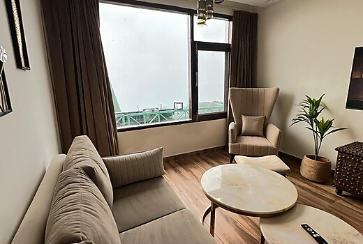 Simhayanas | A Luxe Cottage