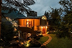 Alaya Stays 4 BHK with Garden & Lake View | Irayna, Bhimtal