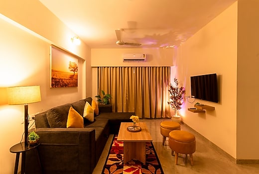 Modern, Elegant, Serene 2bhk Apt nr BKC & Airport