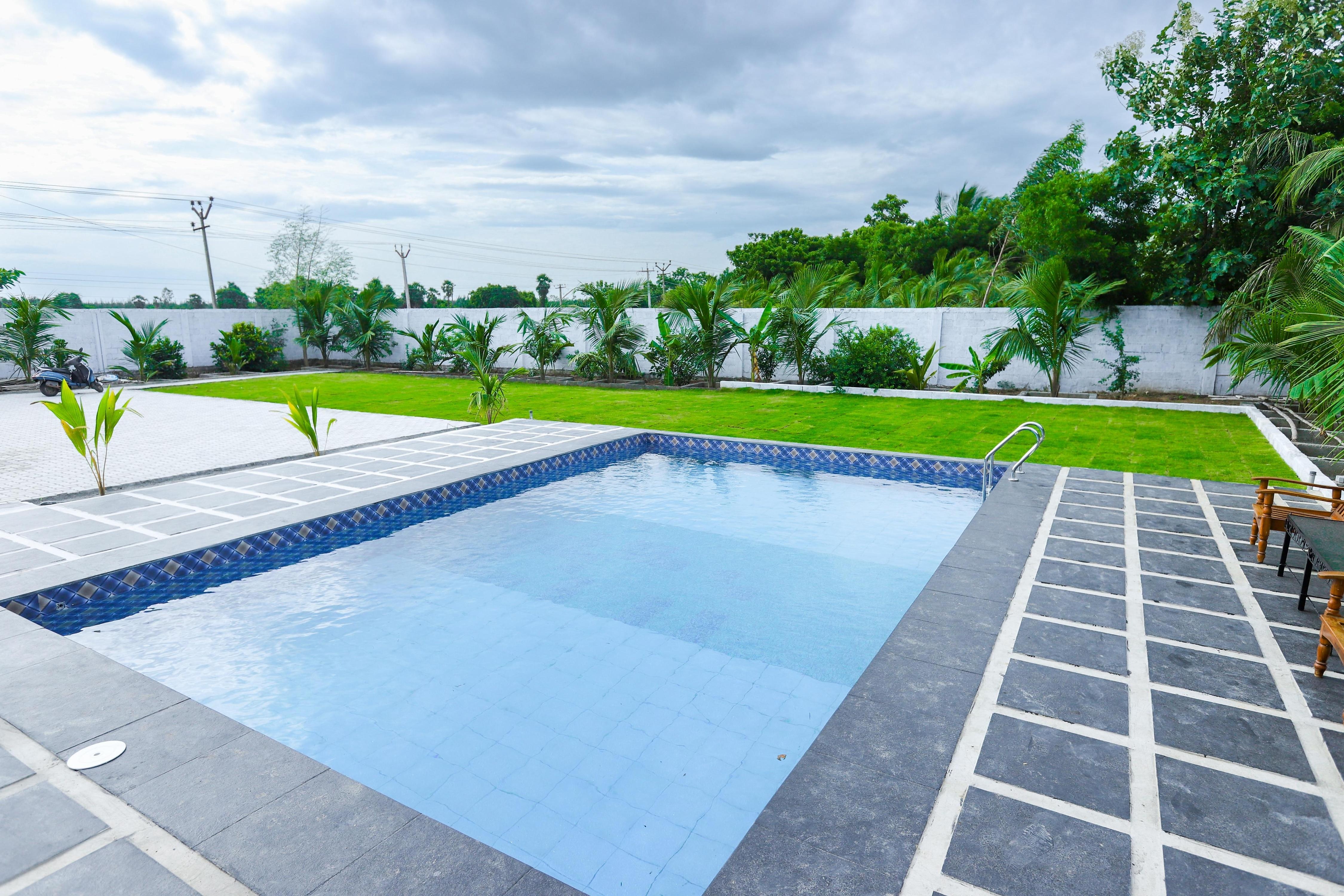 La Piscine Farm House (With Swimming Pool) - Tap to explore photos