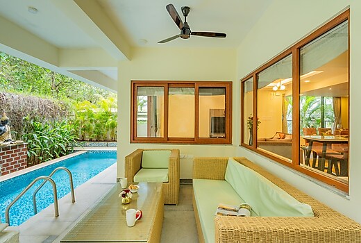 ELIVAAS 3 BHK Pvt Pool & Bar | Villa Valerie