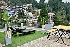 Darjeeling, Hillside Inn, Darjeeling
