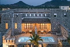 Maya Luxury The Quila Udaipur, Nathdwara