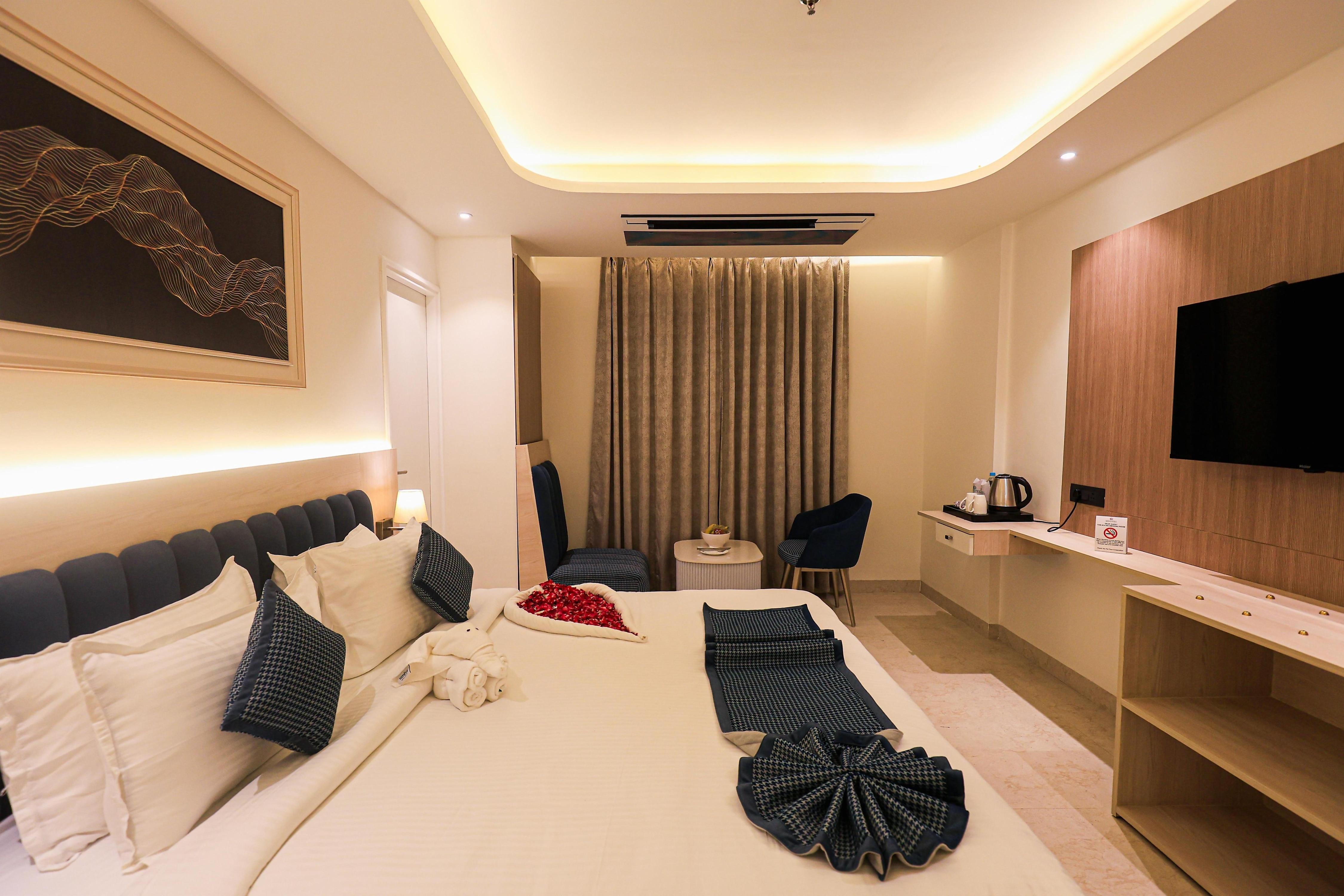 Savotel Lucknow - Tap to explore photos