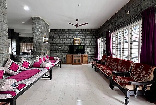 Stony Grove Farm Villa