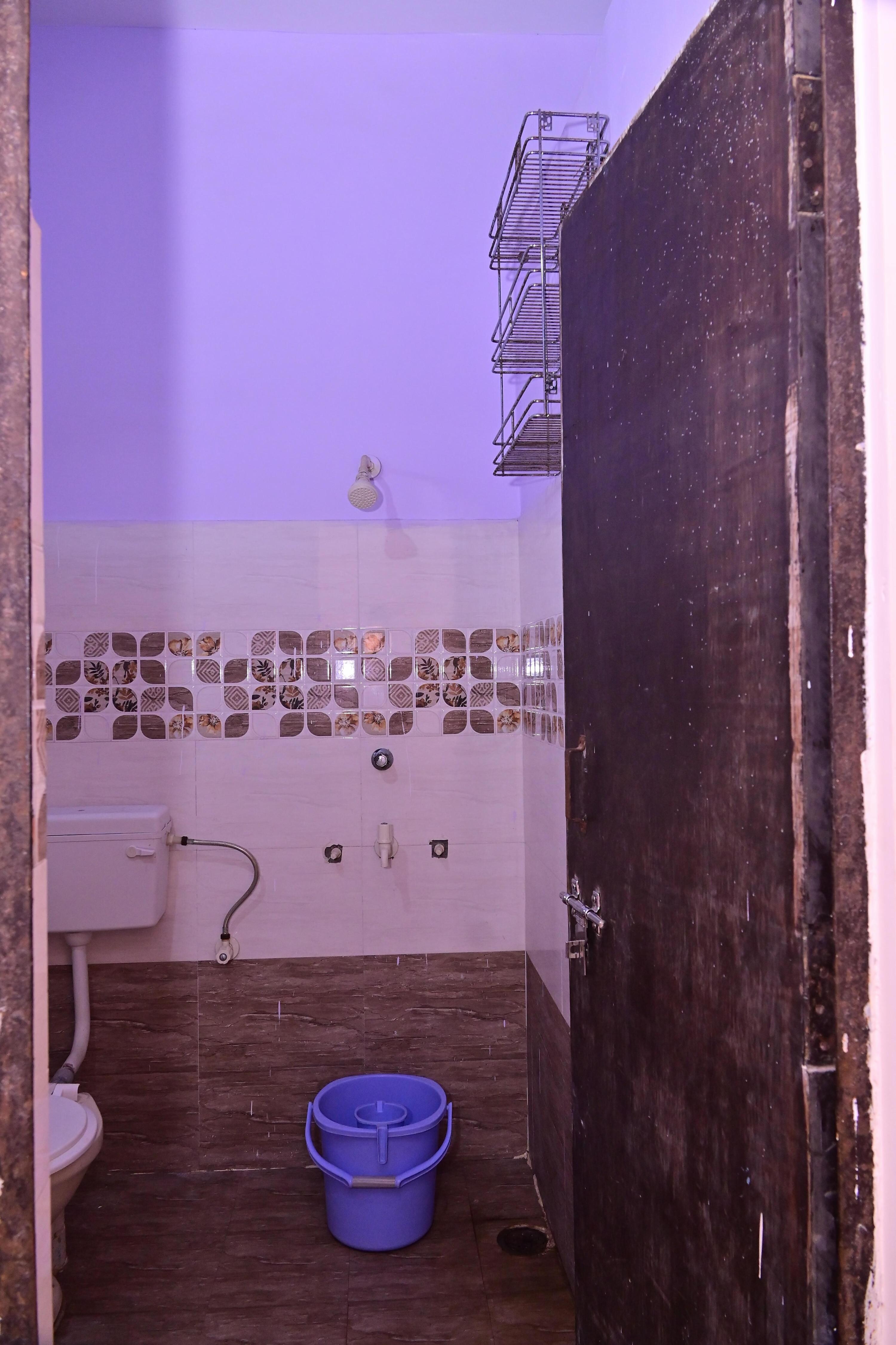 Bajrang Guest House - Tap to explore photos
