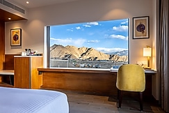 Charmwood Hotel