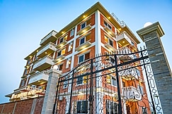 Lumbini Five Elements Hotel, Lumbini