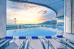 ALAN SEA HOTEL, دا نانغ
