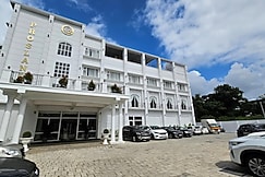 Prosland Hotels, Tirur
