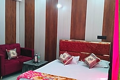 Hotel Himanshu Guest House & Restaurant, Mori