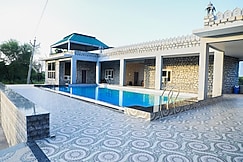 The Jawai Lal Sagar, Sumerpur