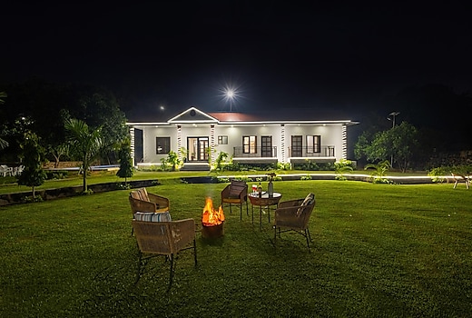 Alaya Stays 5 BHK Pet friendly with pvt pool | Ashirwad Farms