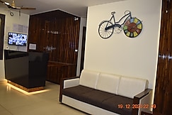 Hotel Moriya Inn, Sanawad