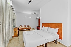 Rannar RR Service Apartment, Chennai