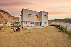 Elegant 3 BHK Villa with Pool & Caretaker in Udaipur, Udaipur