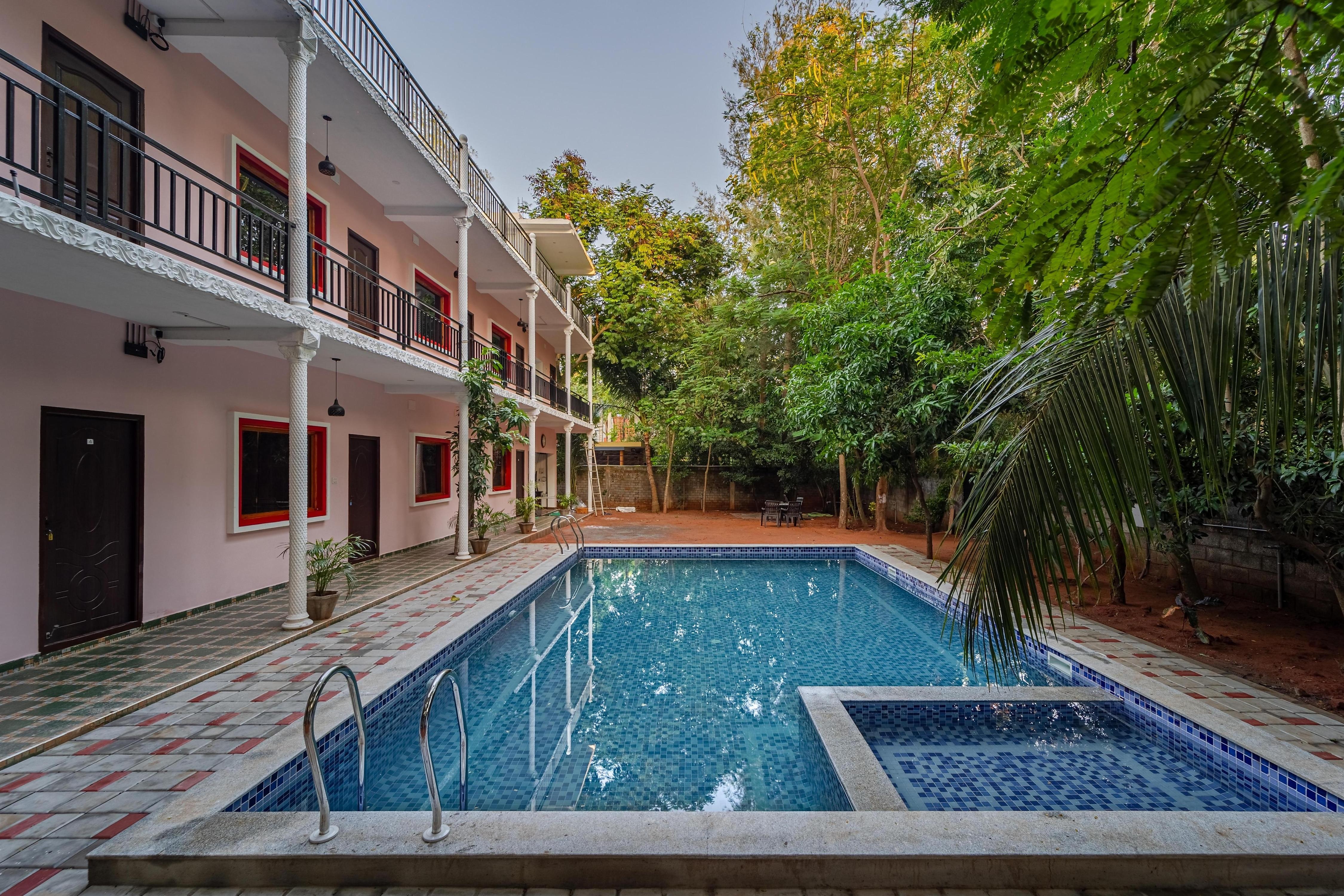 Hotel De Jardin Pondicherry - Tap to explore photos
