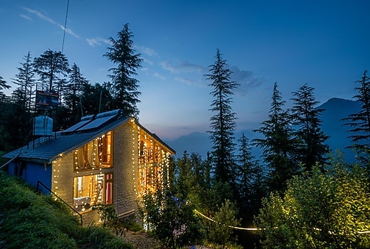 Jibhi Peaks Duplex Cottage With A Hot Tub - Bastiat Stays