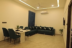 Snowdrop Home Luxury 2BHK Spacious Apt, Udaipur