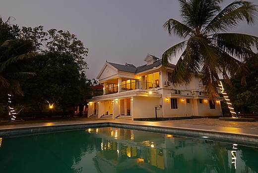 Riveria portico| 6BHK Private Pool Riverview Villa