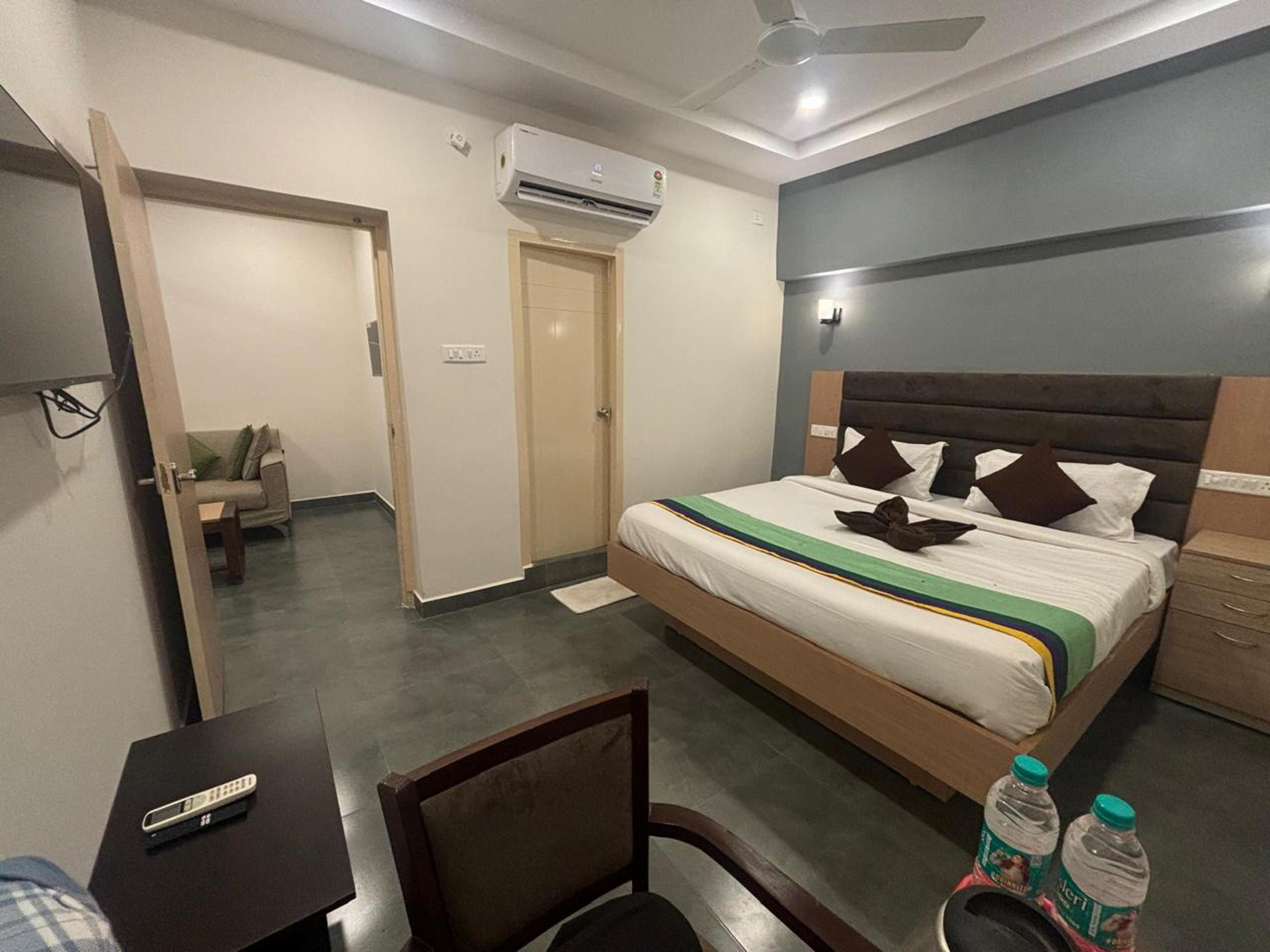 Vizag Comforts - Tap to explore photos