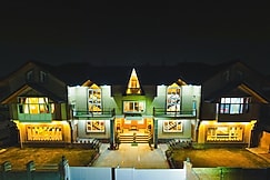 Silver Roche, Srinagar