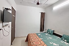 Laser Tower Home Stay, Amritsar