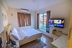 EcoValue Kochi - 200 meters from Kerala High Court, Cochin