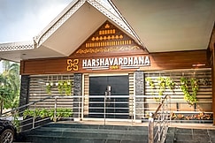 HARSHAVARDHANA INN, Chalakudy