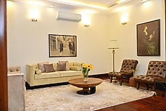 Udman Luxe Villa Chattarpur, Delhi