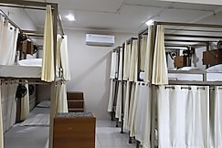 ROYAL STAY INN THE LUXURIOUS AC DORMITORY, Moradabad