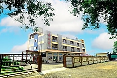 Bandhan Hotel & Resort, Omkareshwar