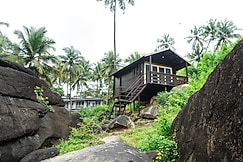 Ourem Palace Luxury Beach Huts, Goa