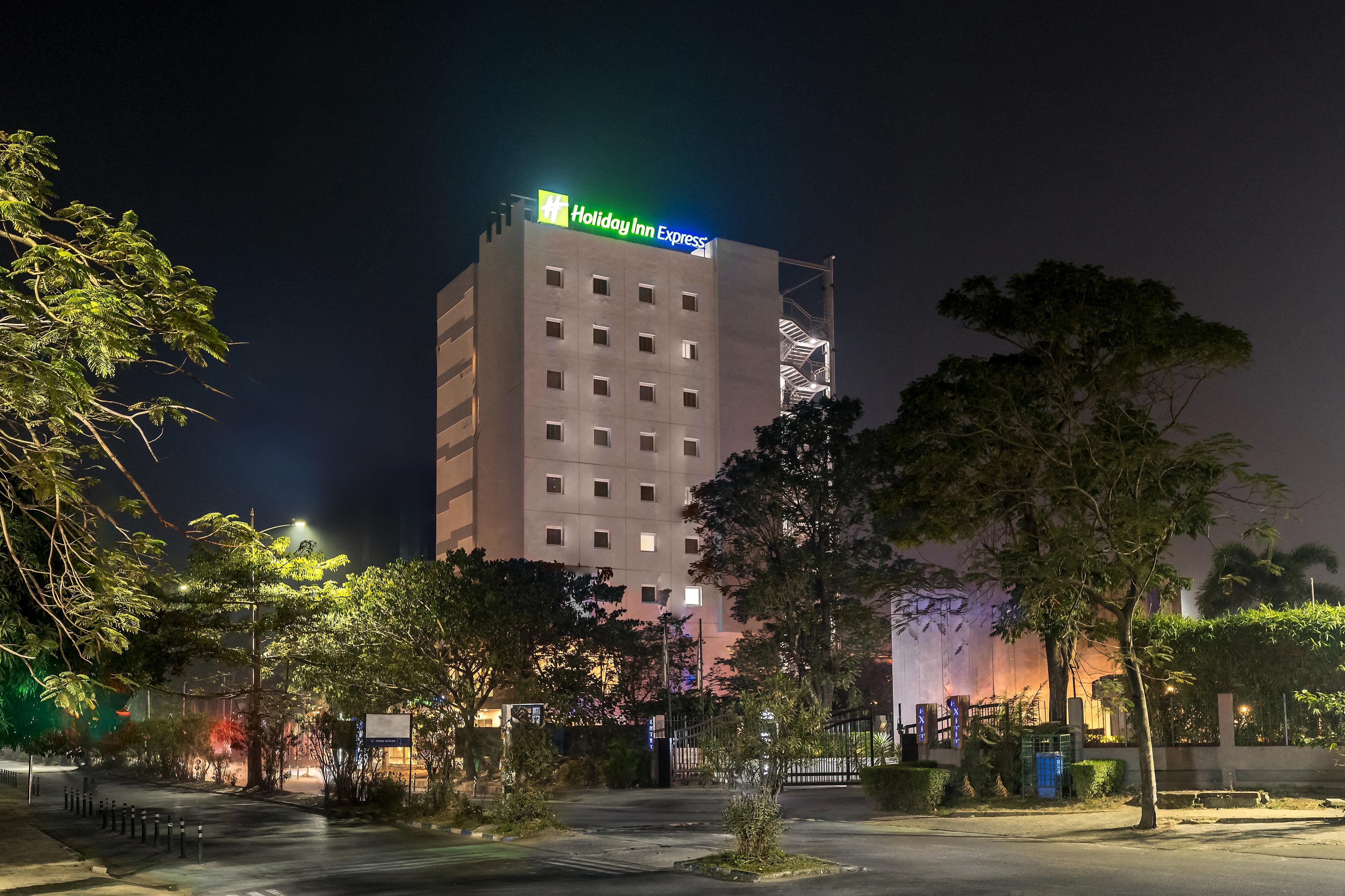 Holiday inn Express Kolkata New Town - Tap to explore photos