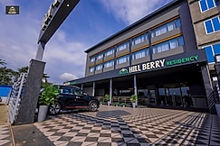 HOTEL HILLBERRY, Lonavala