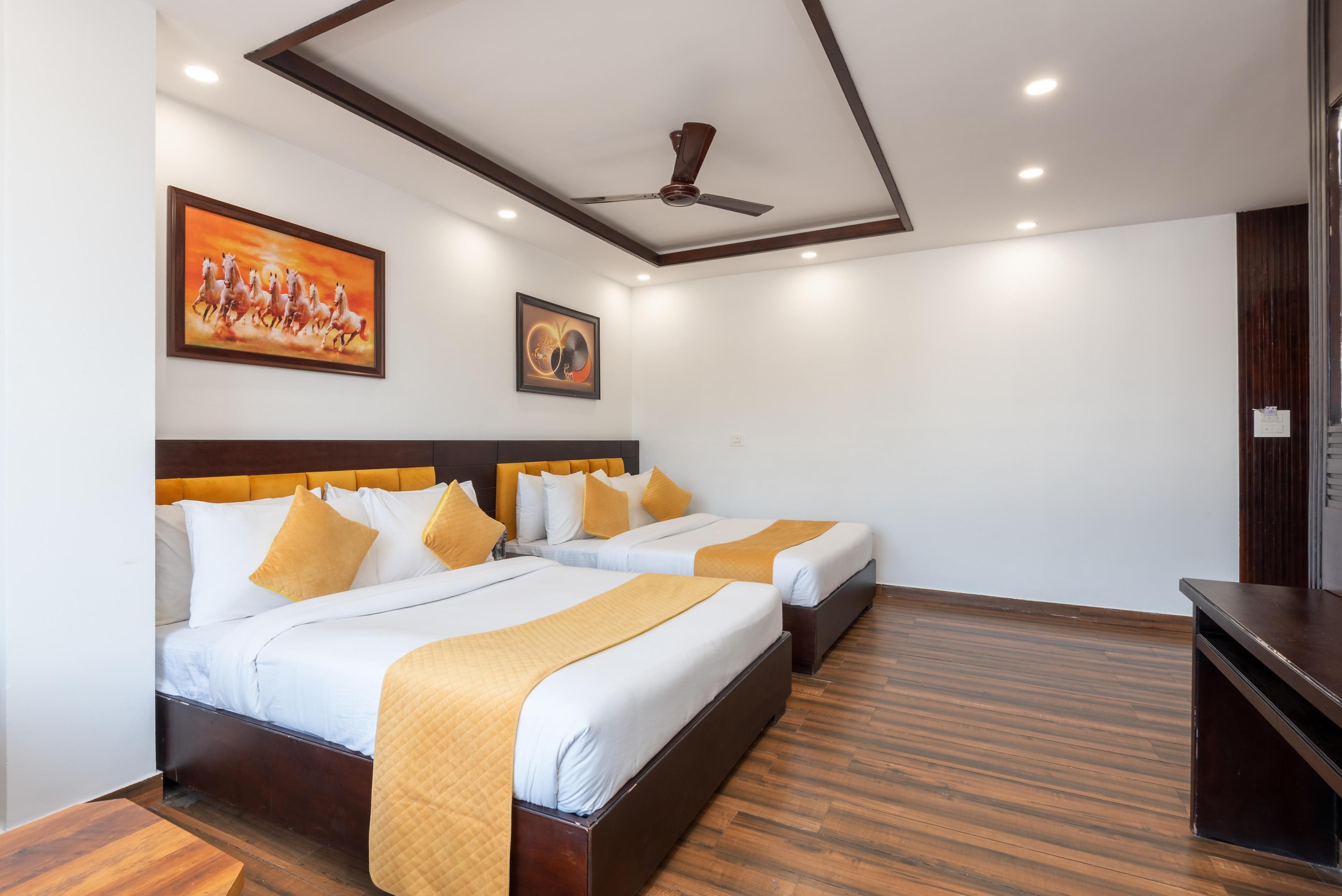 Perfectstayz Premium Shanti Heritage - Tap to explore photos