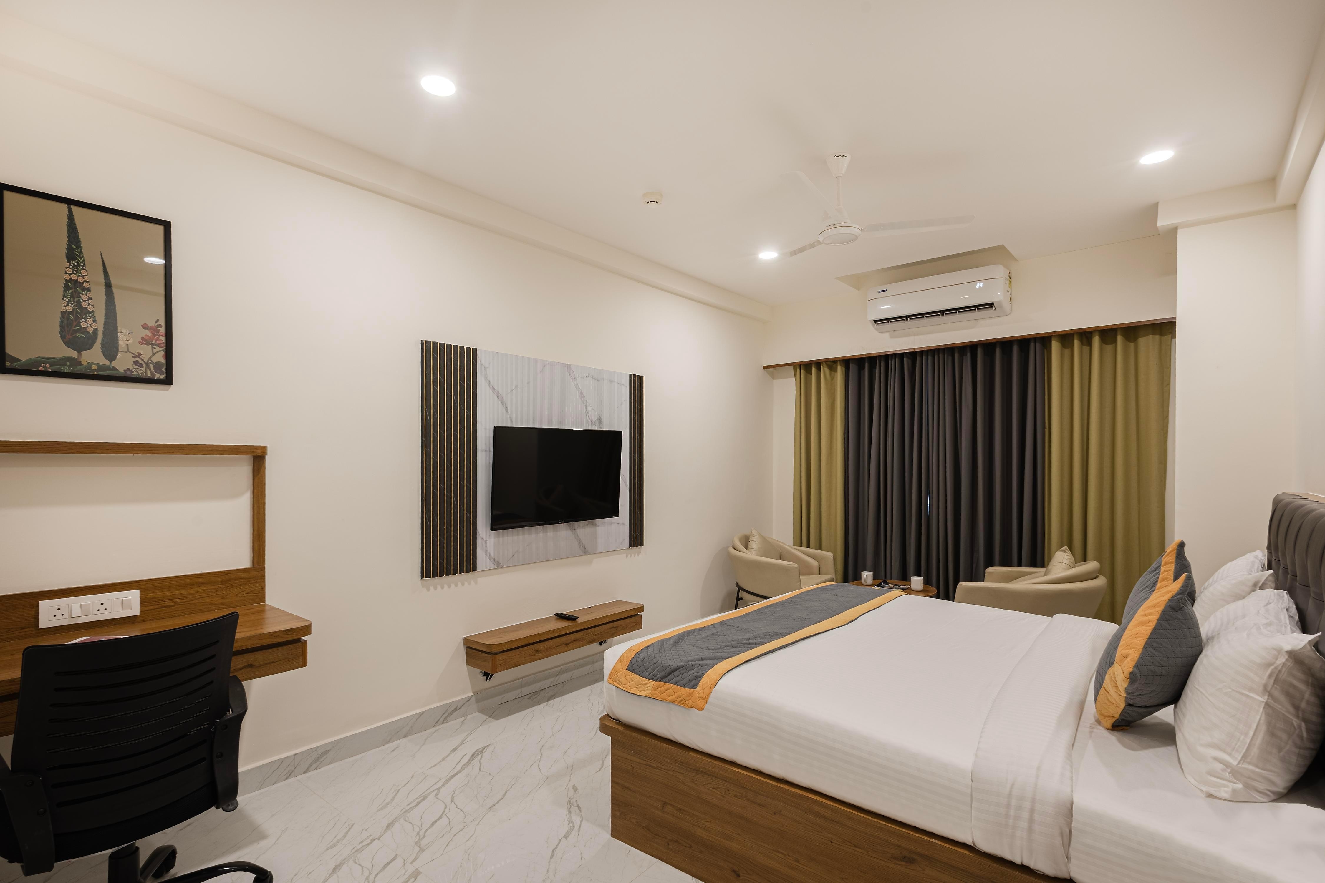 Lemonridge Hotels IDPL Balanagar - Tap to explore photos
