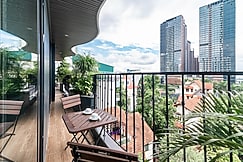 Luxe Paradise Suites Hotel, Hanoi