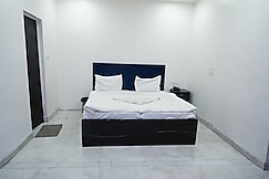 Hotel Mayur, Near IMT College, Faridabad, Delhi