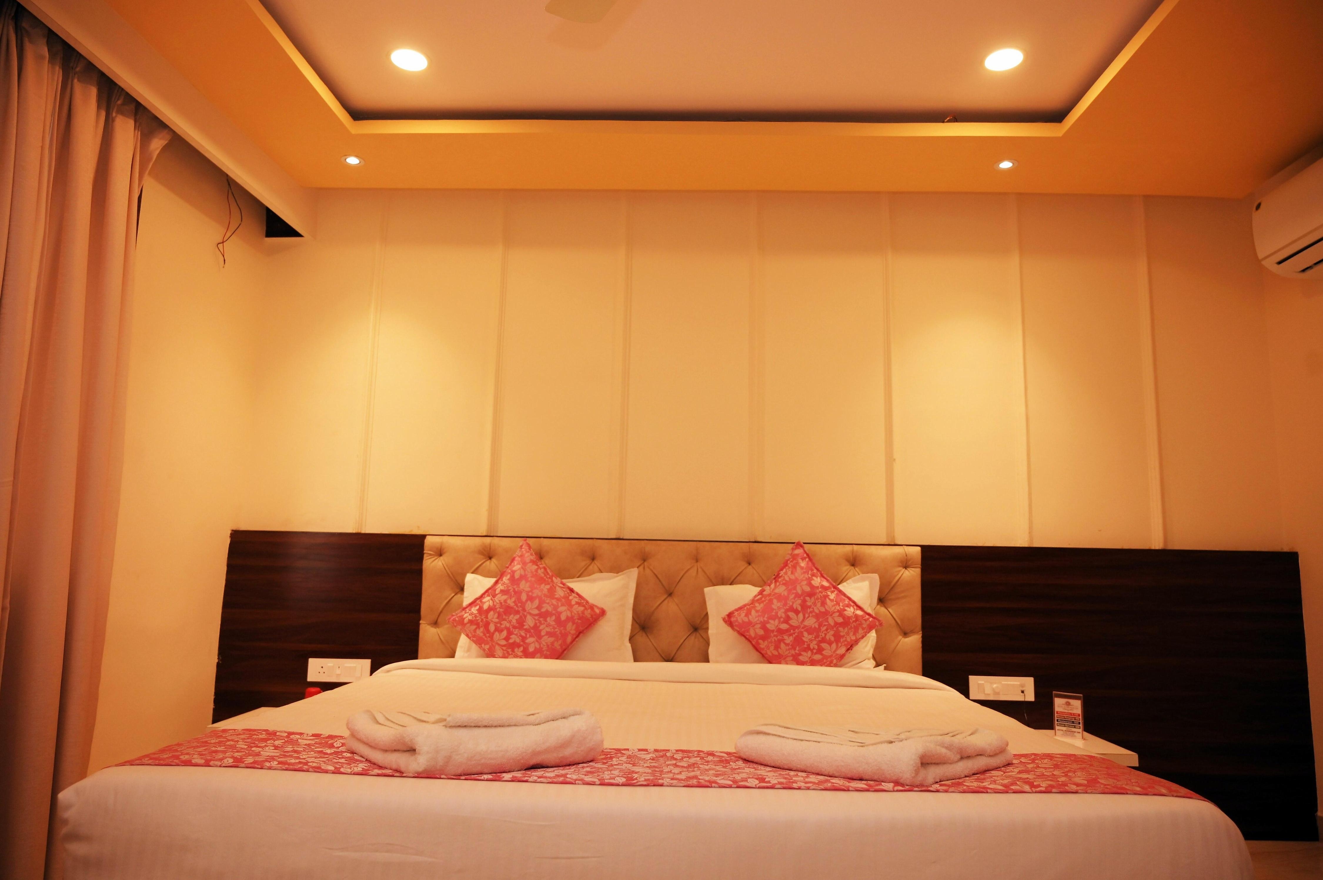 Hotel Rudraksh Inn - Tap to explore photos