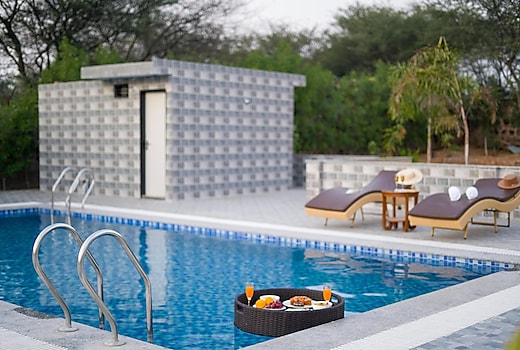 ELIVAAS 5 BHK With Pvt Pool & Garden | Zenora