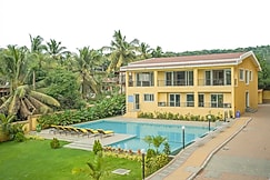 Alaya Stays 3 BHK Veera Marina Apartment with Pool | 5 Mins drive to Candolim Beach, Goa