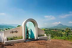 SaffronStays Whistling Winds, Karjat