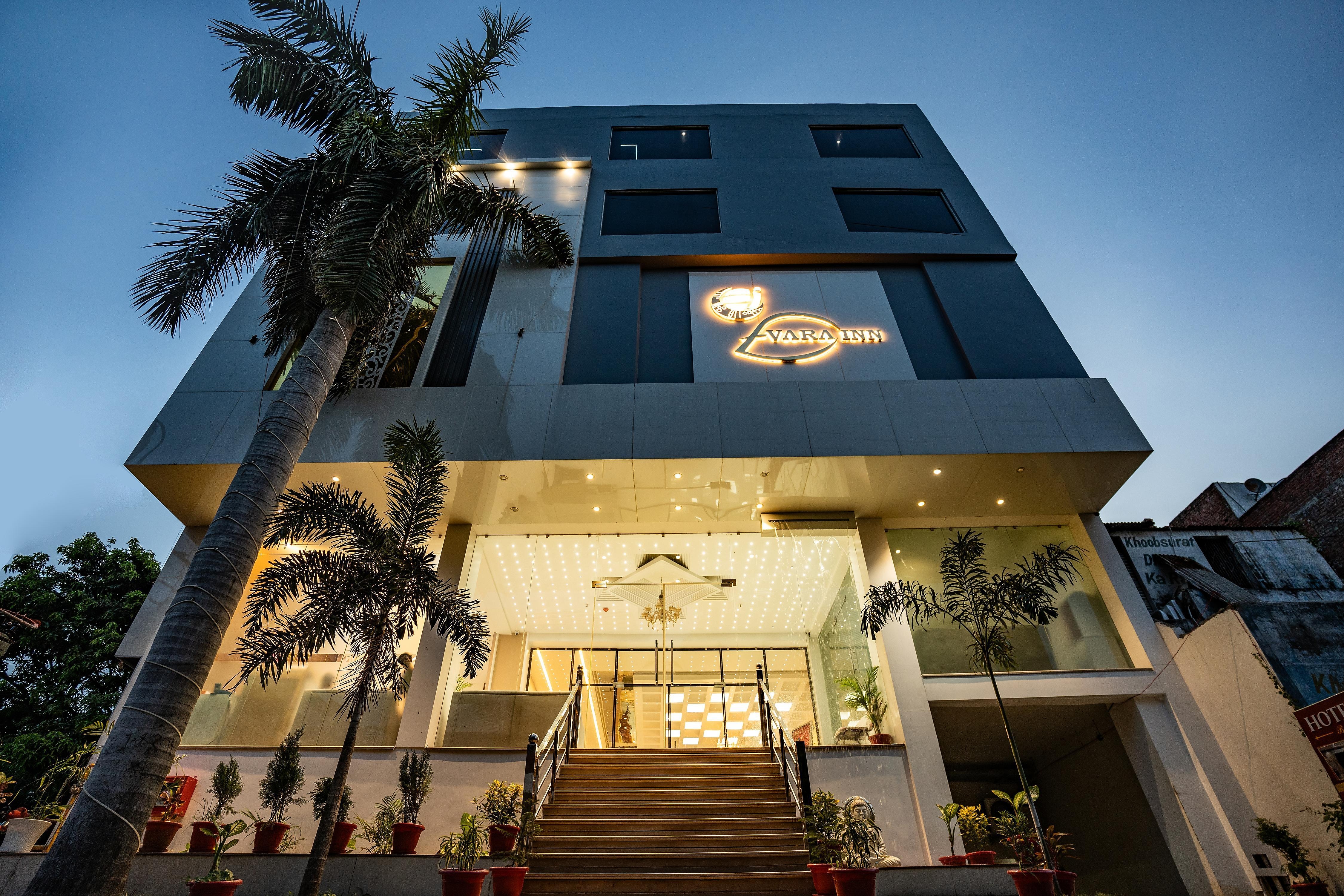 Tripli Hotels Evara Inn - Tap to explore photos