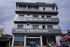 The Grand View, Bir Billing