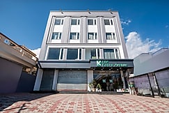 Hotel The Katra Avenue, Katra