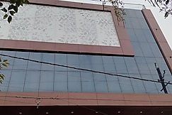Hotel Golden Glory, Indore