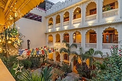 Banana Hostel | Rooms and Dorms, Pushkar