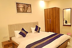 Stay &  Walk, Varanasi