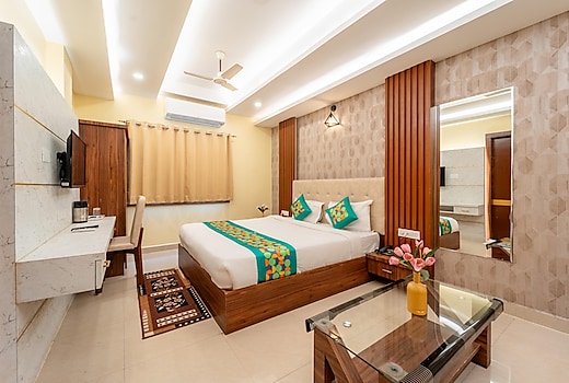 Treebo Premium Zorba - Hoshangabad Road
